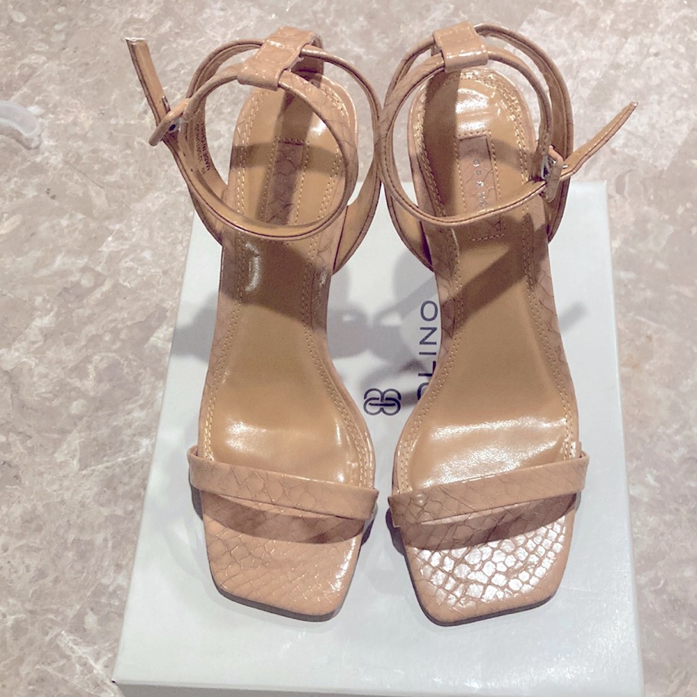 NWT Tan Sandals
